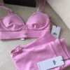 PALETTE DE VÊTEMENTS ALO YOGA